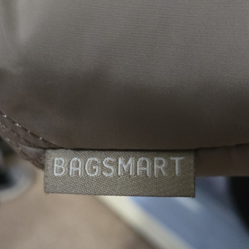 Quilted Taupe Crossbody Bag with Adjustable Strap - Picture 2 of 13
